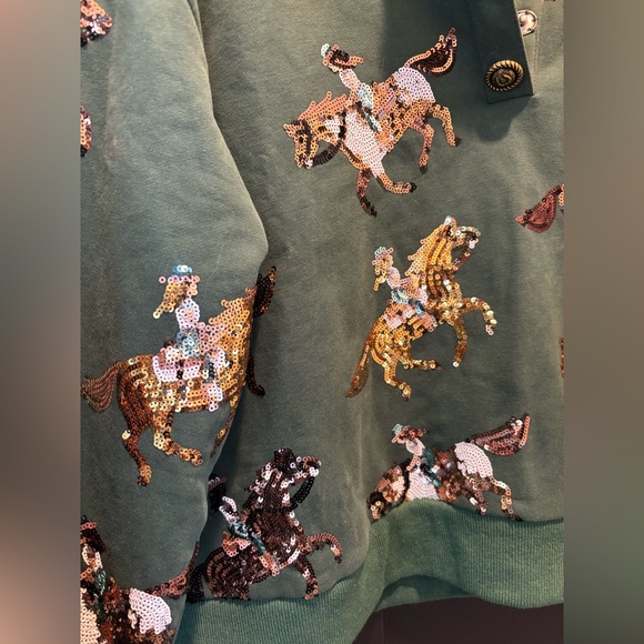 Queen of Sparkles Horse Riders Henley Sweatshirt Pullover Sequin Horseshoe Green - Picture 6 of 12